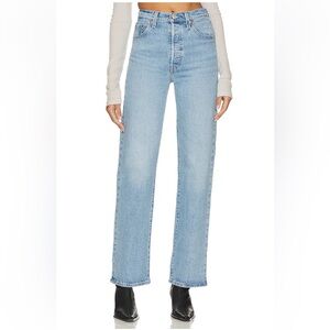 Levi’s Ribcage Straight Jeans